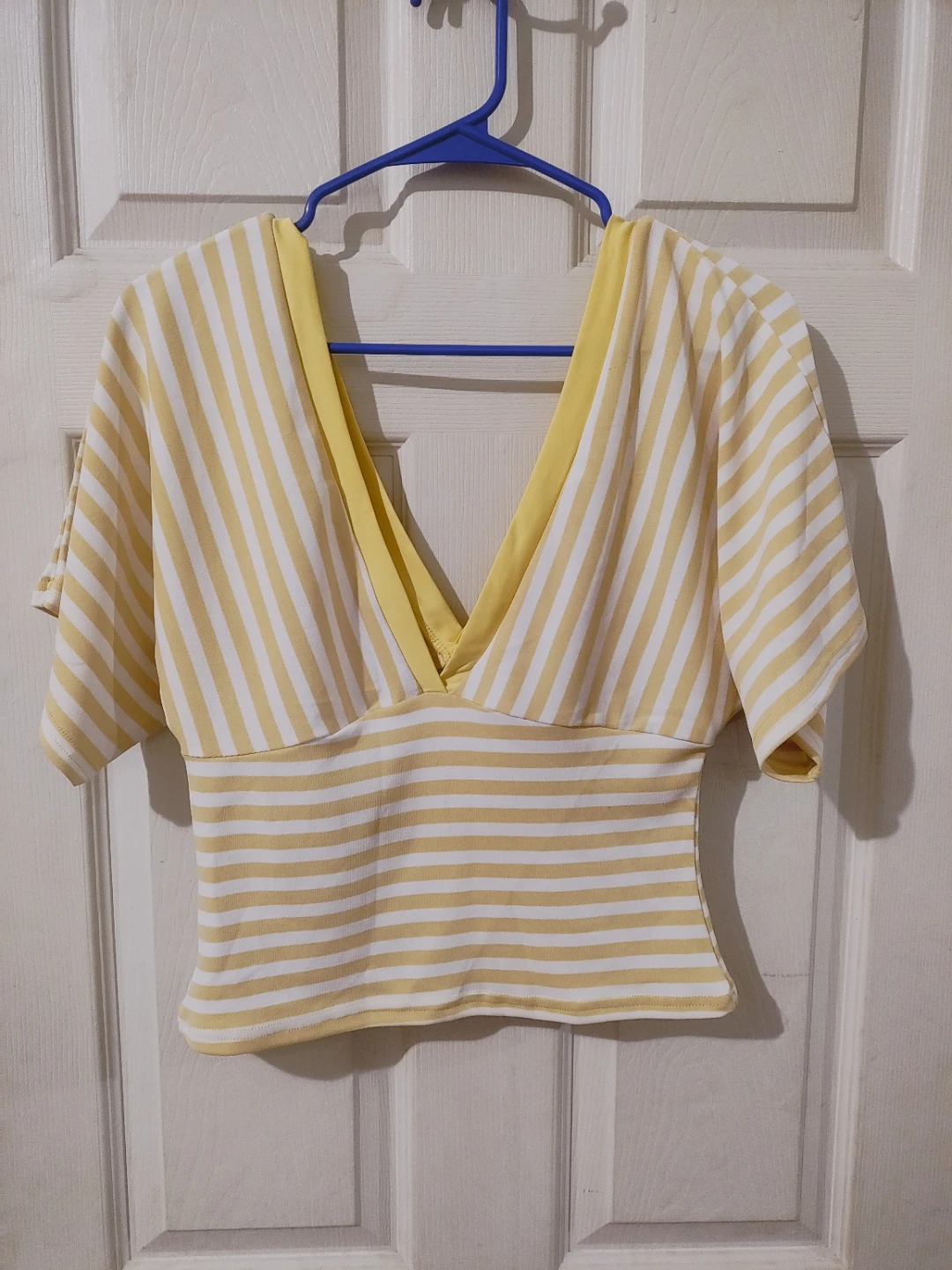Yellow and White Striped V-Neck Crop Top size Medium new