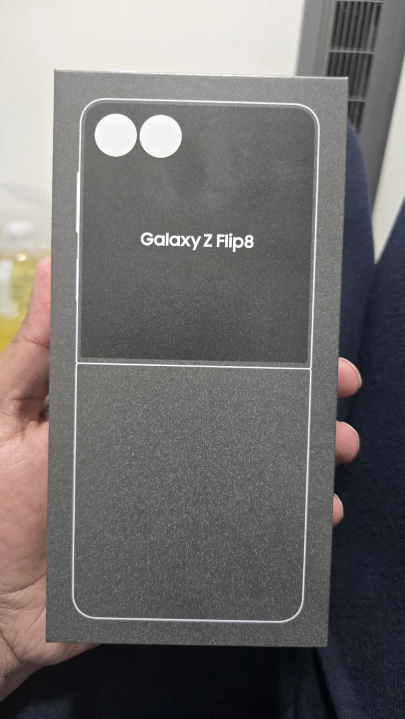 Samsung Galaxy Z Flip 8 _ Pink Color & 3 years Samsung care+