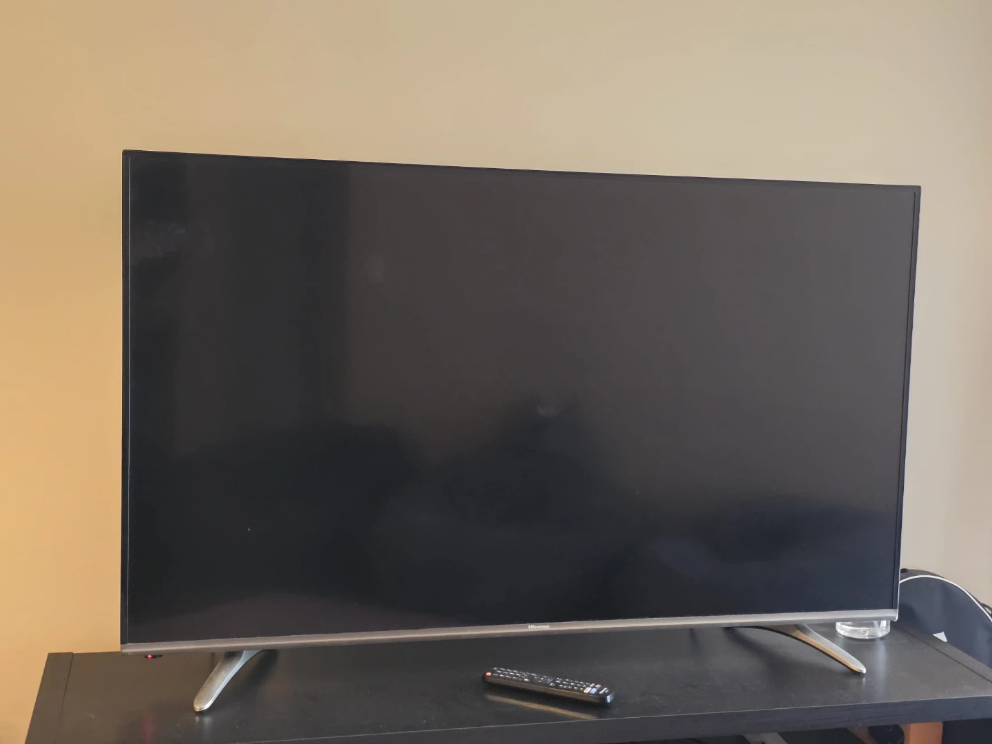 📺 FREE 50" Hisense TV - photo 2