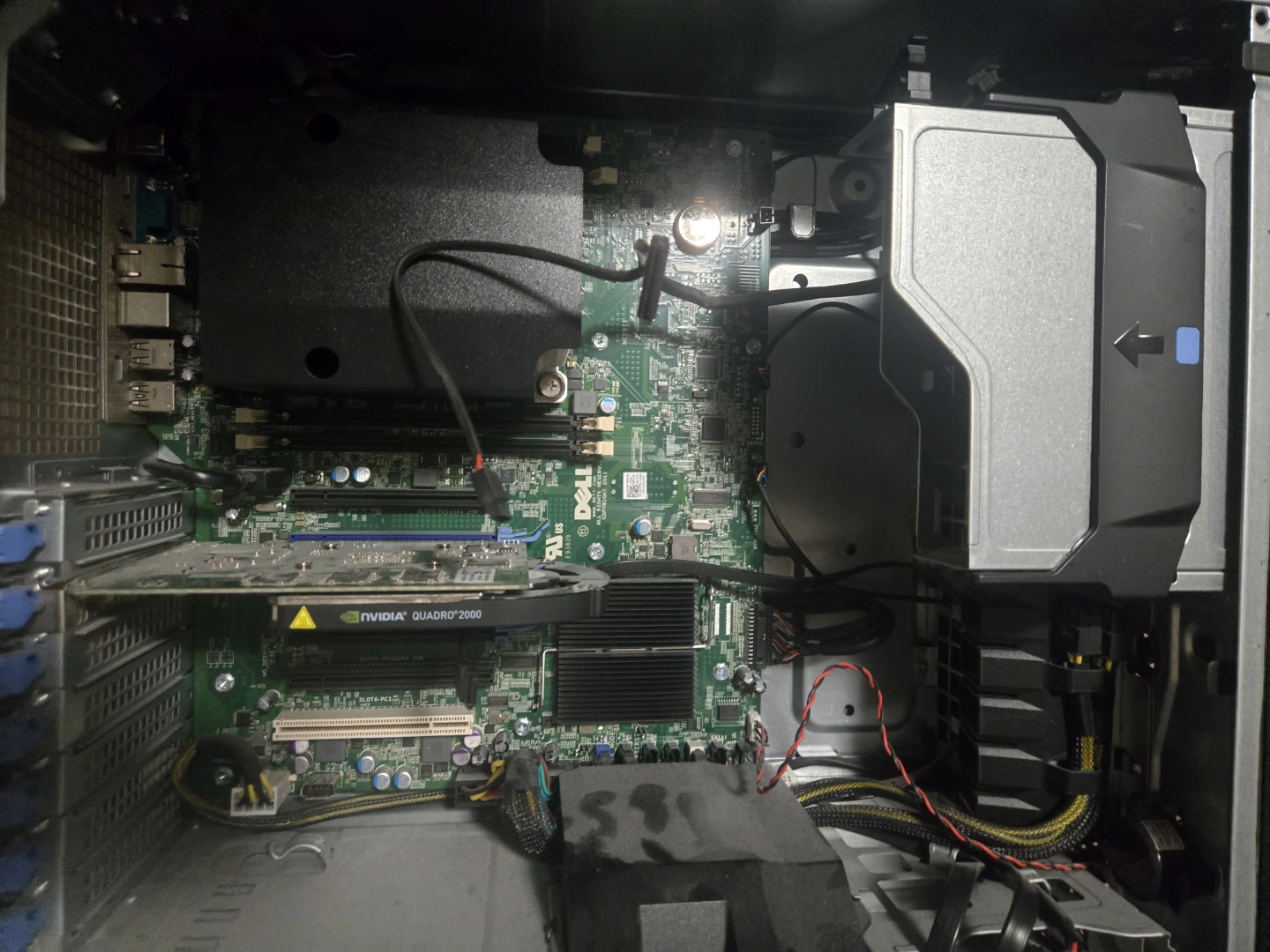 Dell Precision Tower 5810 Workstation - photo 4
