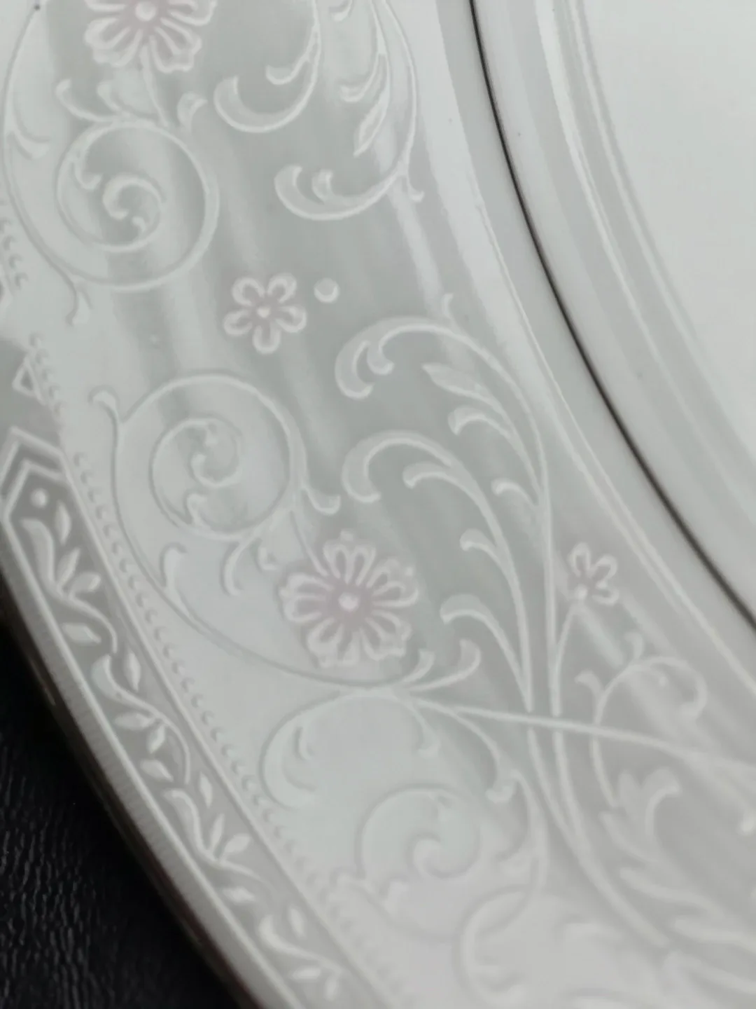 Noritake Legendary Fine China Set