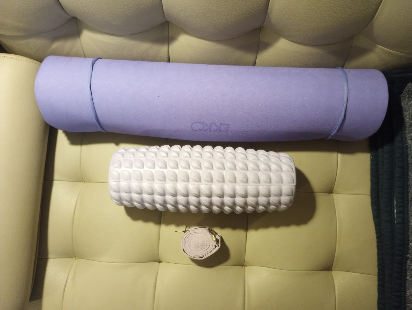 Never Used Yoga Mat Roller Strap (read ad) - photo 2