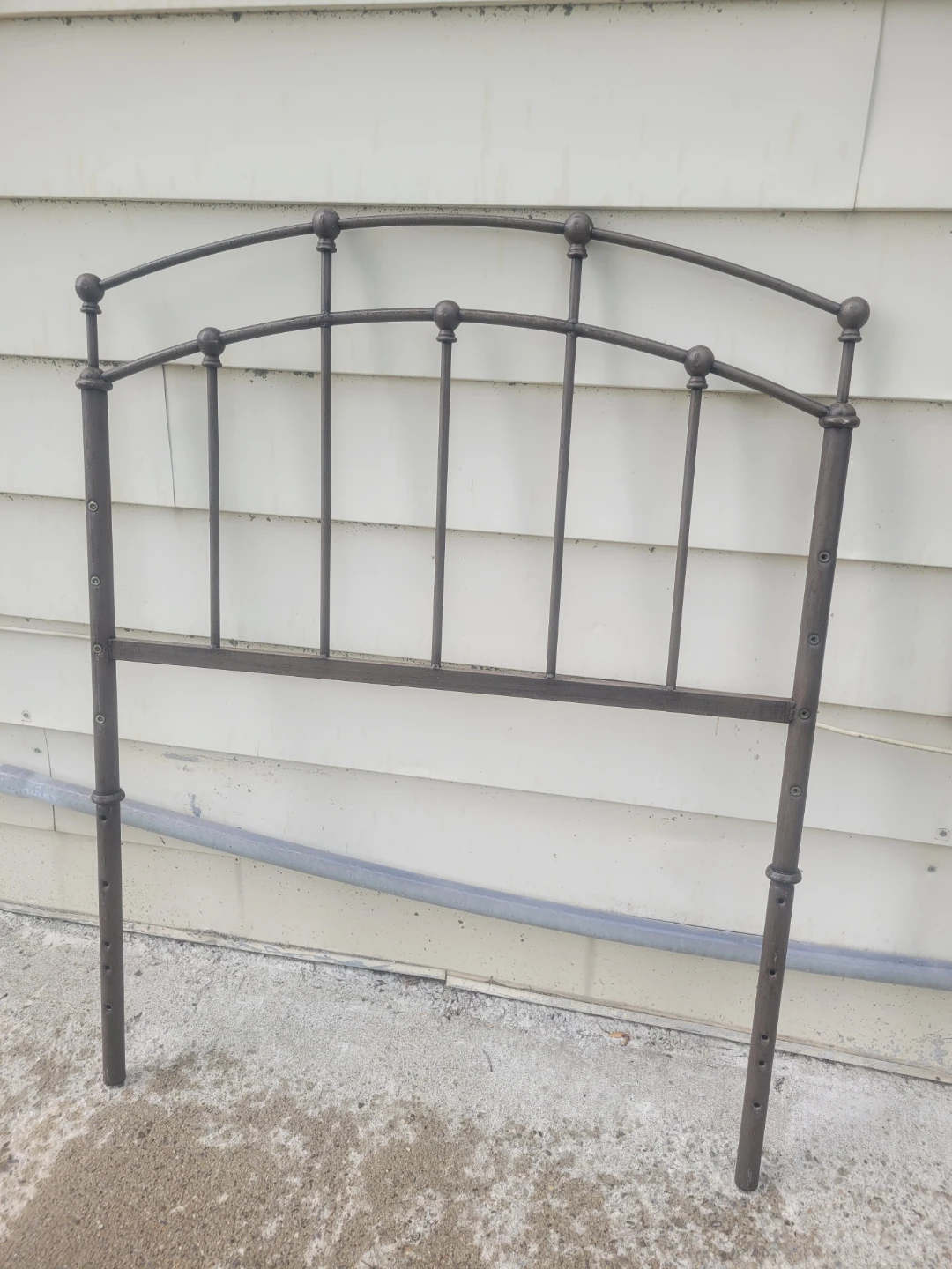 Metal twin/single headboard