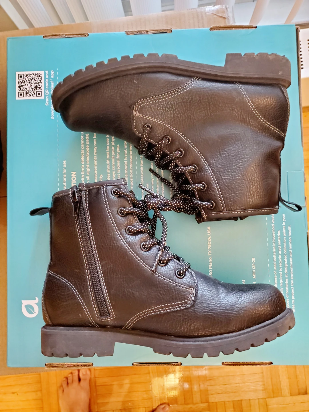 Black Boots for Kids - Size 4