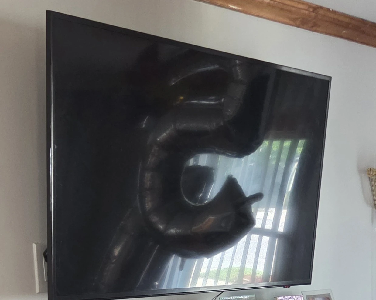 Samsung 50-inch 4K Smart TV - photo 2