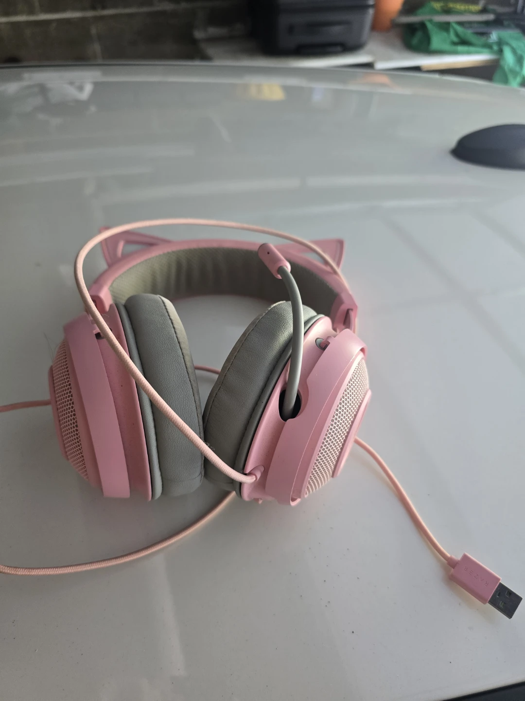 Razer Kraken Kitty Edition Gaming Headset (Pink)