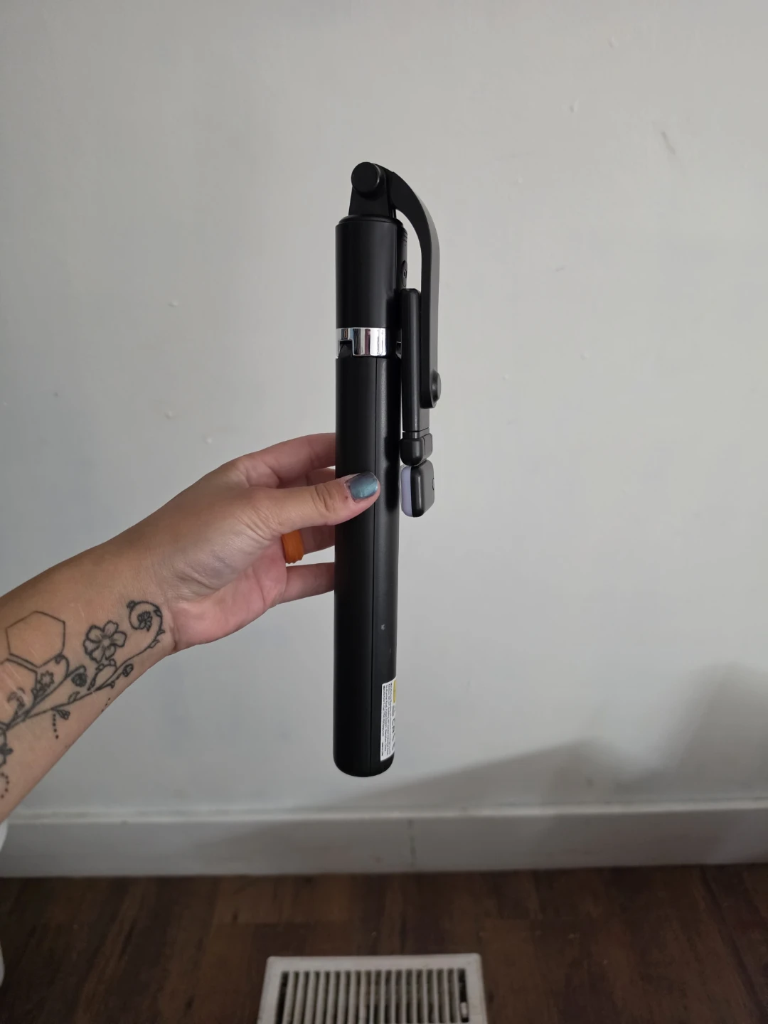 Extendable Selfie Stick Tripod with LED Light