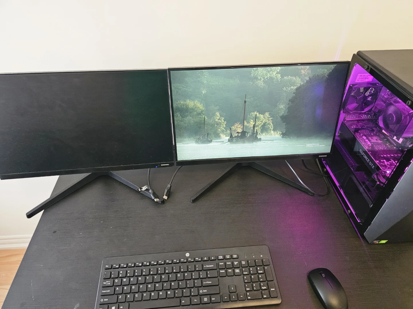 Samsung Monitor and Gaming PC Setup - photo 3