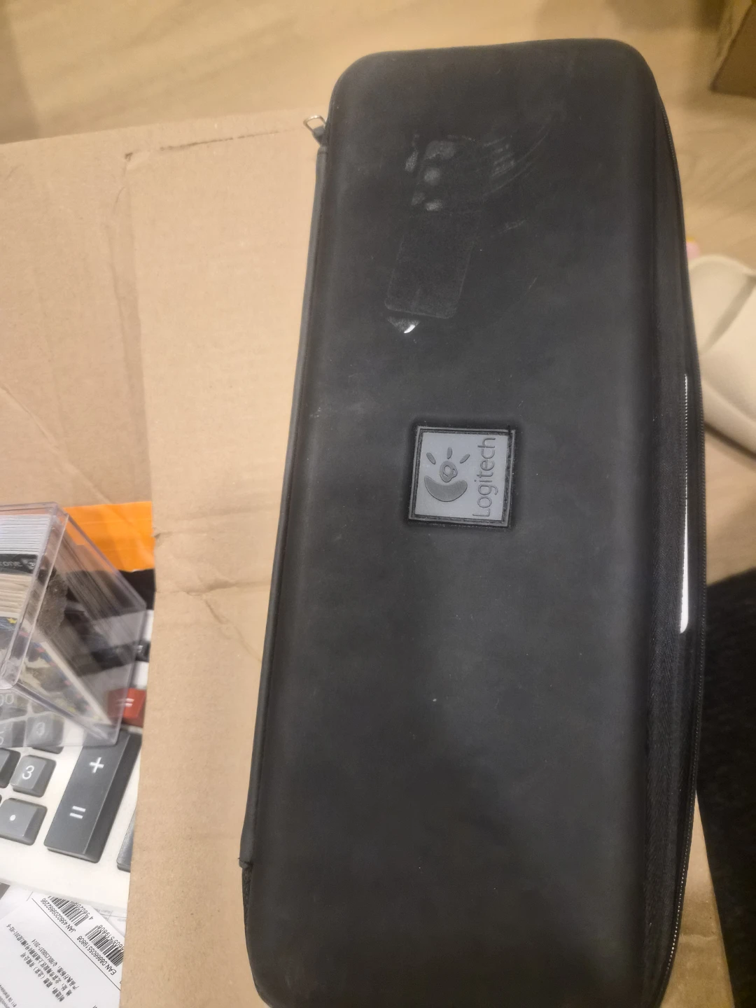 Logitech iPod Speaker Dock w/ Case & Remote - Untested - photo 2