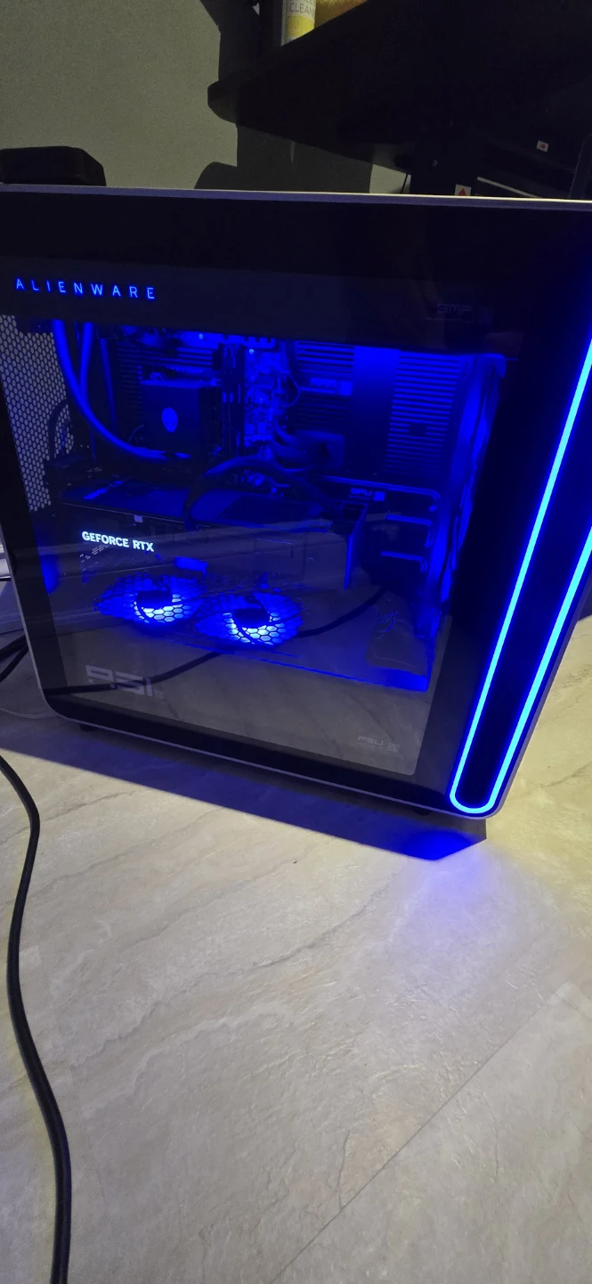 Area 51 gaming pc - photo 3