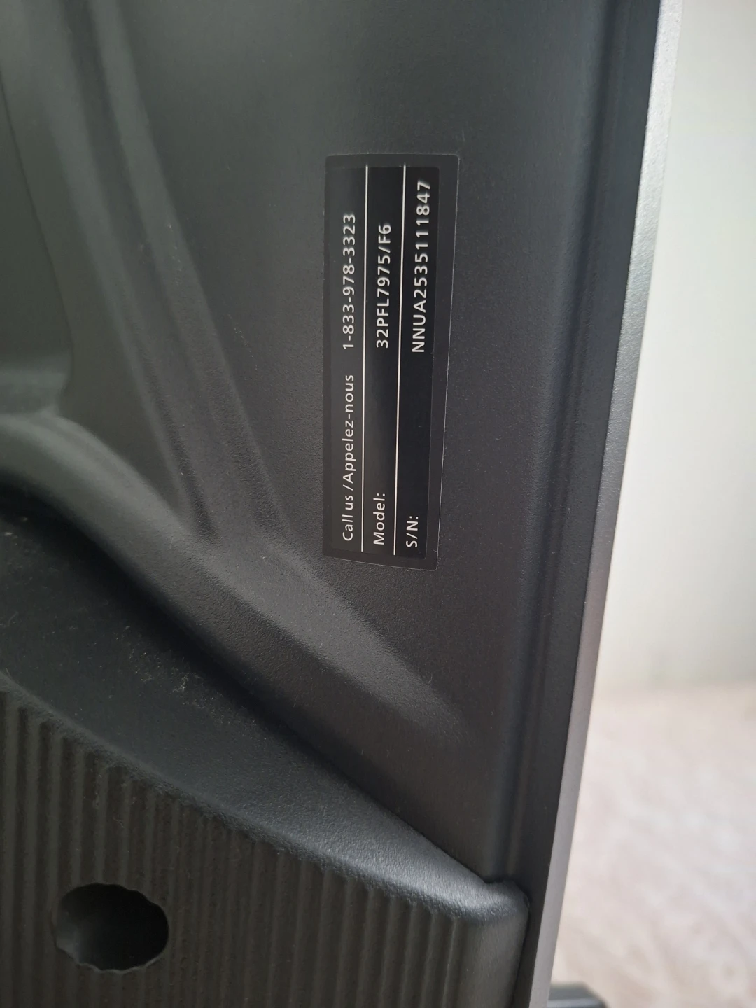 Philips 32" Roku TV - photo 3