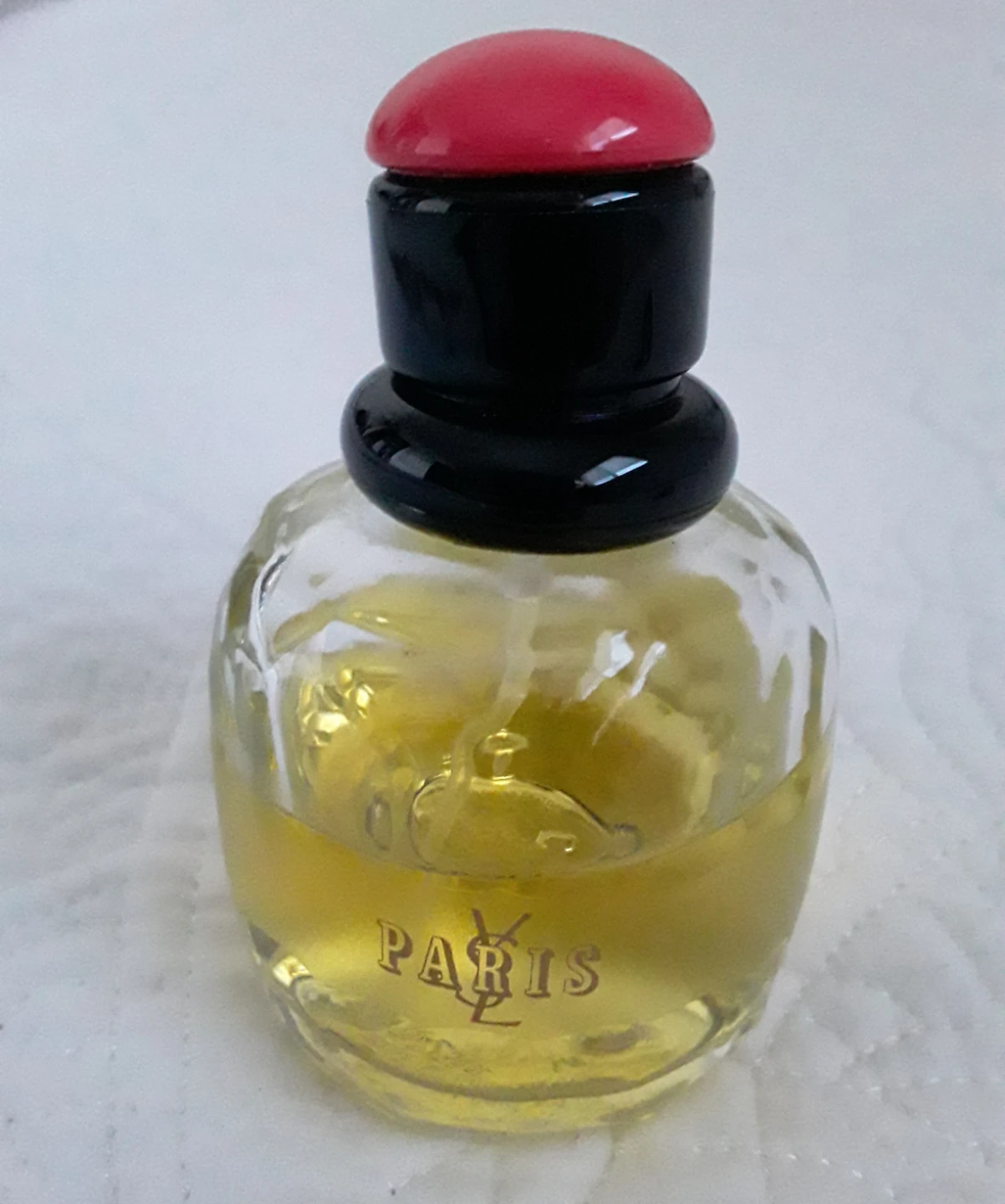 Yves Saint Laurent Paris Eau de Parfum Spray