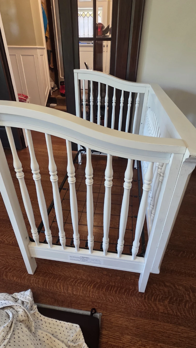 Wooden Crib, 2-in-one. For both toddlers and infant. - photo 2