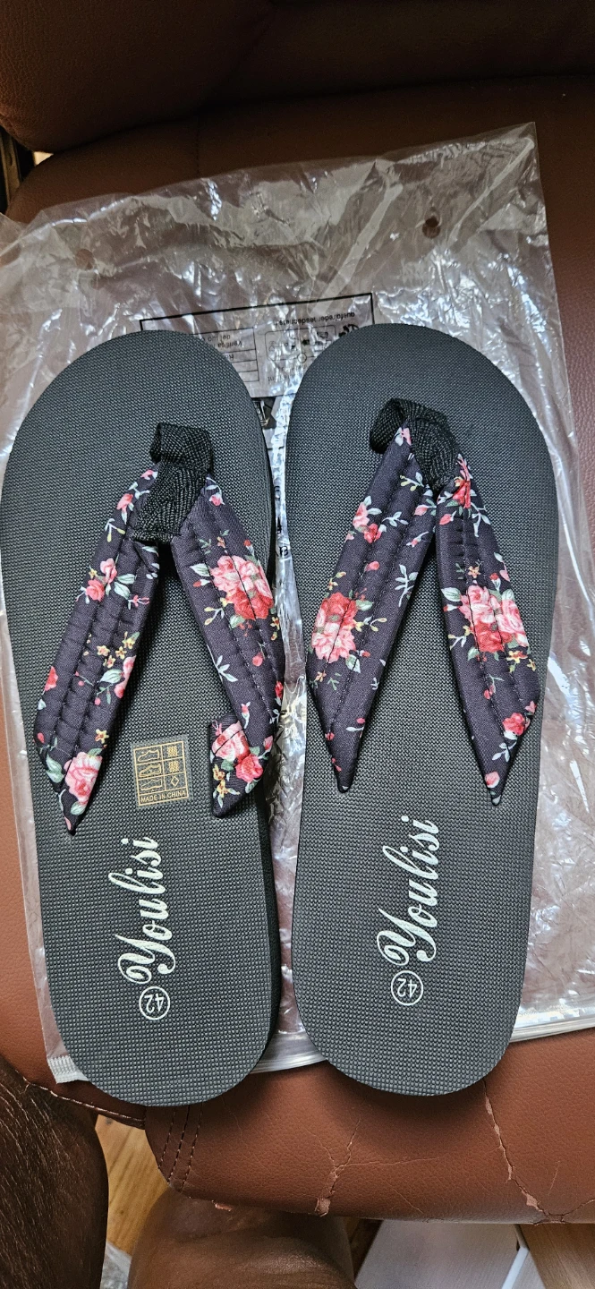 Yiouli Floral Flip Flops Size 42 - photo 3