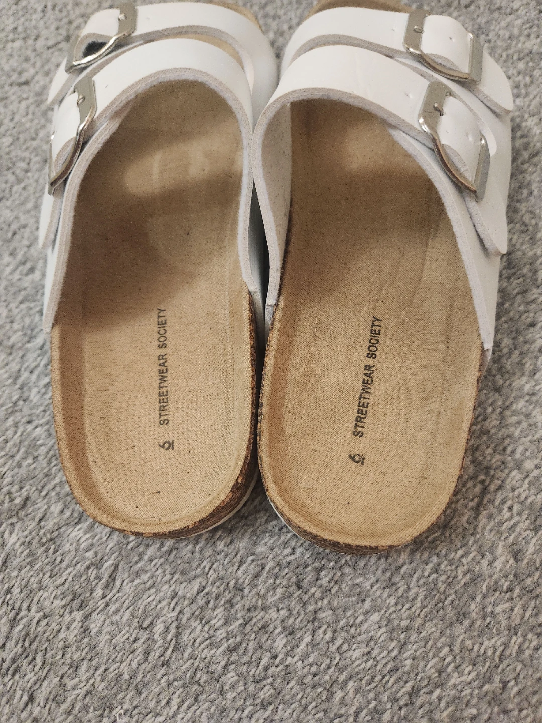 Streetwear Society White Double Buckle Slides Sandals, Size 6 - photo 3