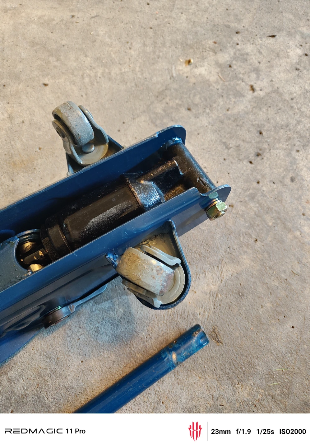 Certified Trolley Jack - 2 Ton Capacity - photo 5
