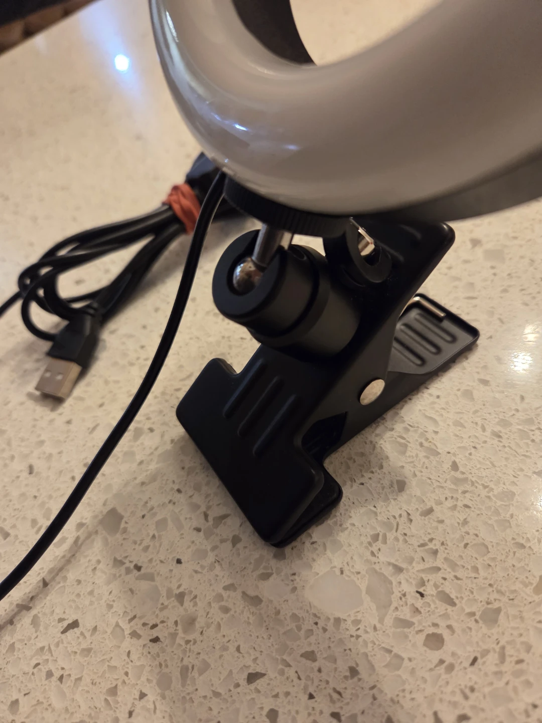 Clip-On Ring Light with Remote - photo 3