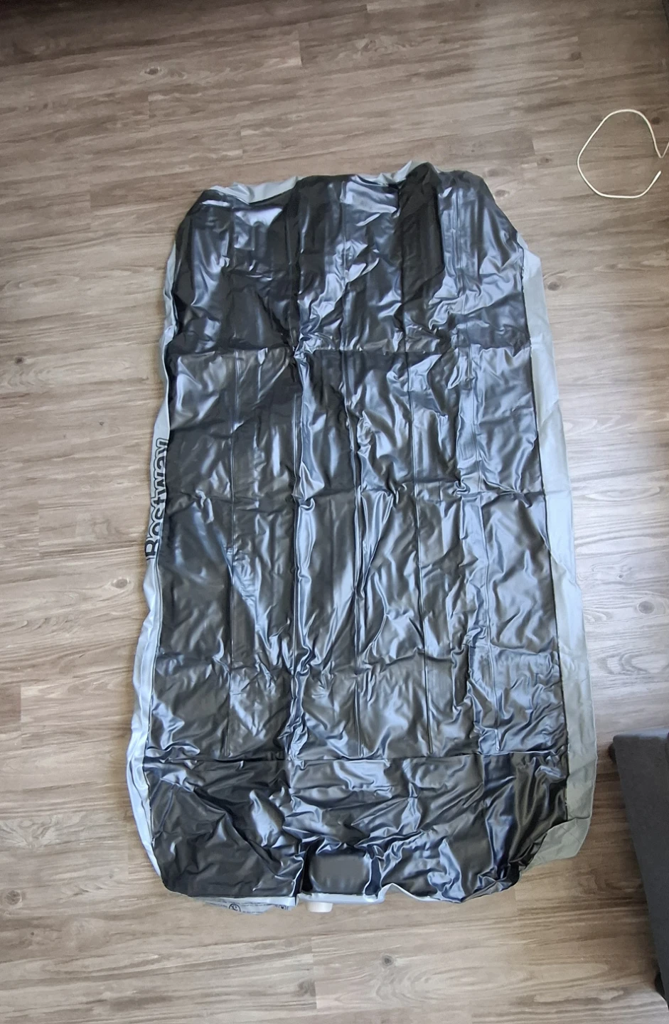 Bestway Twin Inflatable Airbed with Built-in Pump - photo 2