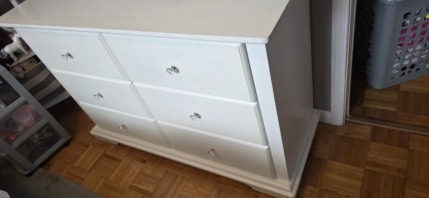 White 6-Drawer Dresser - photo 4