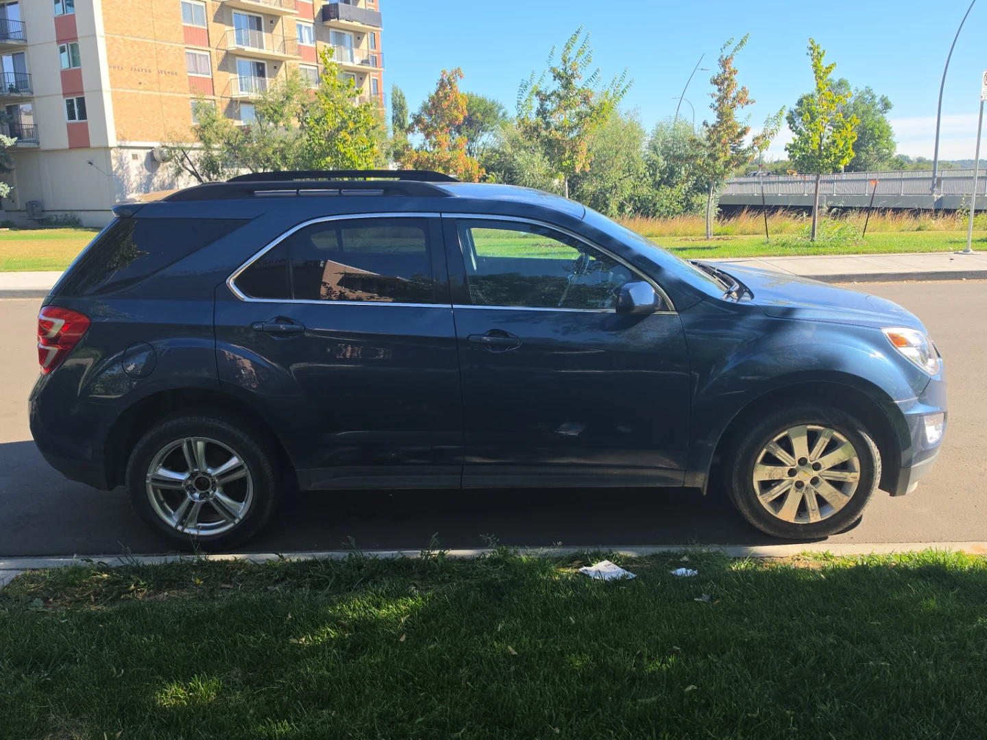 2016 Chevrolet Equinox LT SUV - photo 4