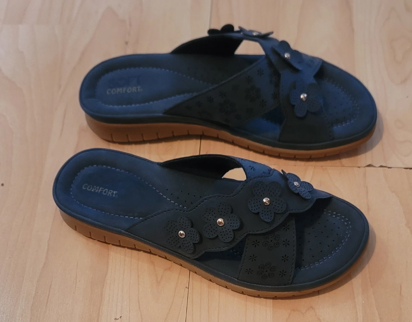 Soft Comfort Blue Slide Sandals with Flowers
