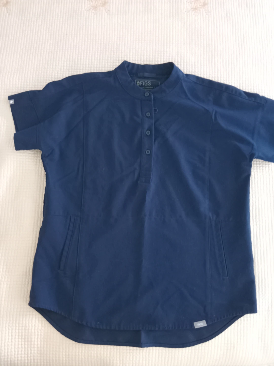 FIGS Technical Collection Scrub Top