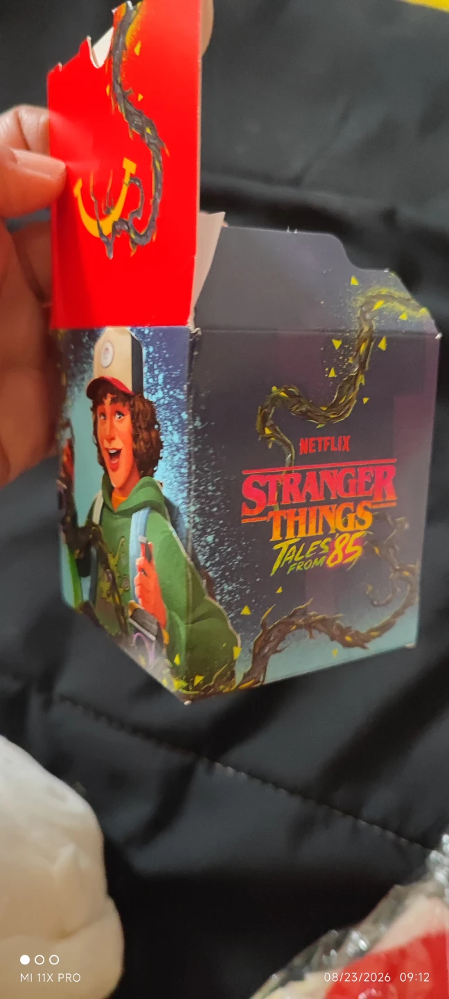 Stranger Things Tales from the Upside Down collectible figure - photo 4