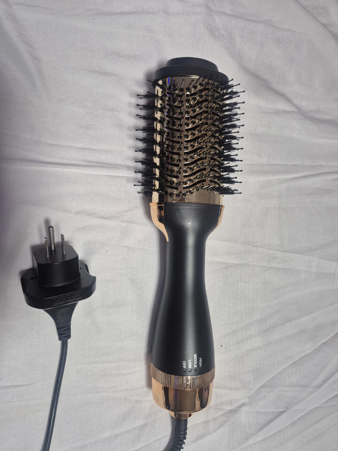 One-Step Hair Dryer and Volumizer Brush