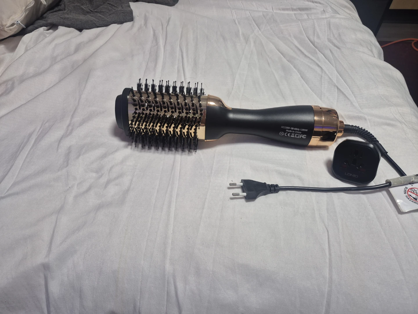 One-Step Hair Dryer and Volumizer Brush - photo 4