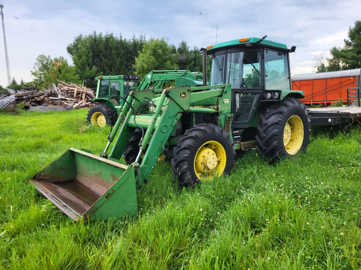 John Deere 2355 Tractor with Factory Cab