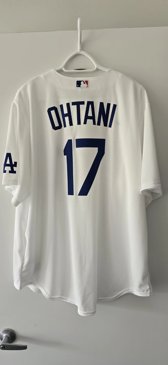 Los Angeles Dodgers Ohtani Nike Jersey XL - photo 2