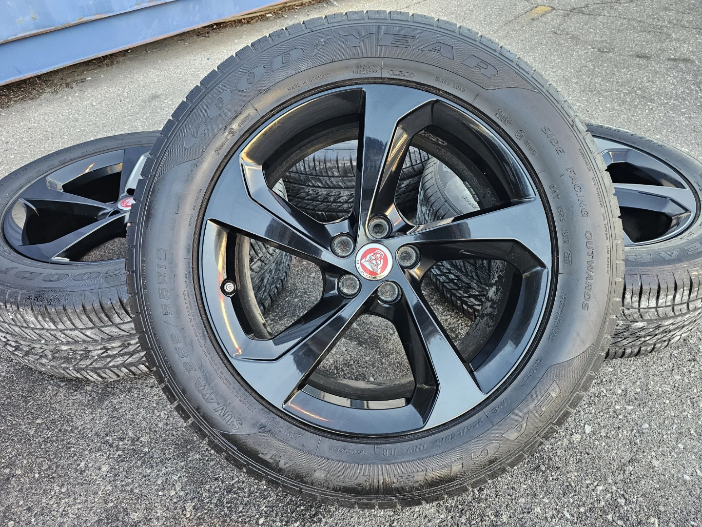 JAGUAR F-PACE O.E.M RIMS AND ALL SEASON TIRES