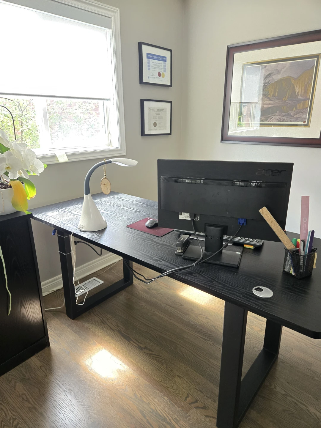 Black wood finish desk with metal base - photo 2