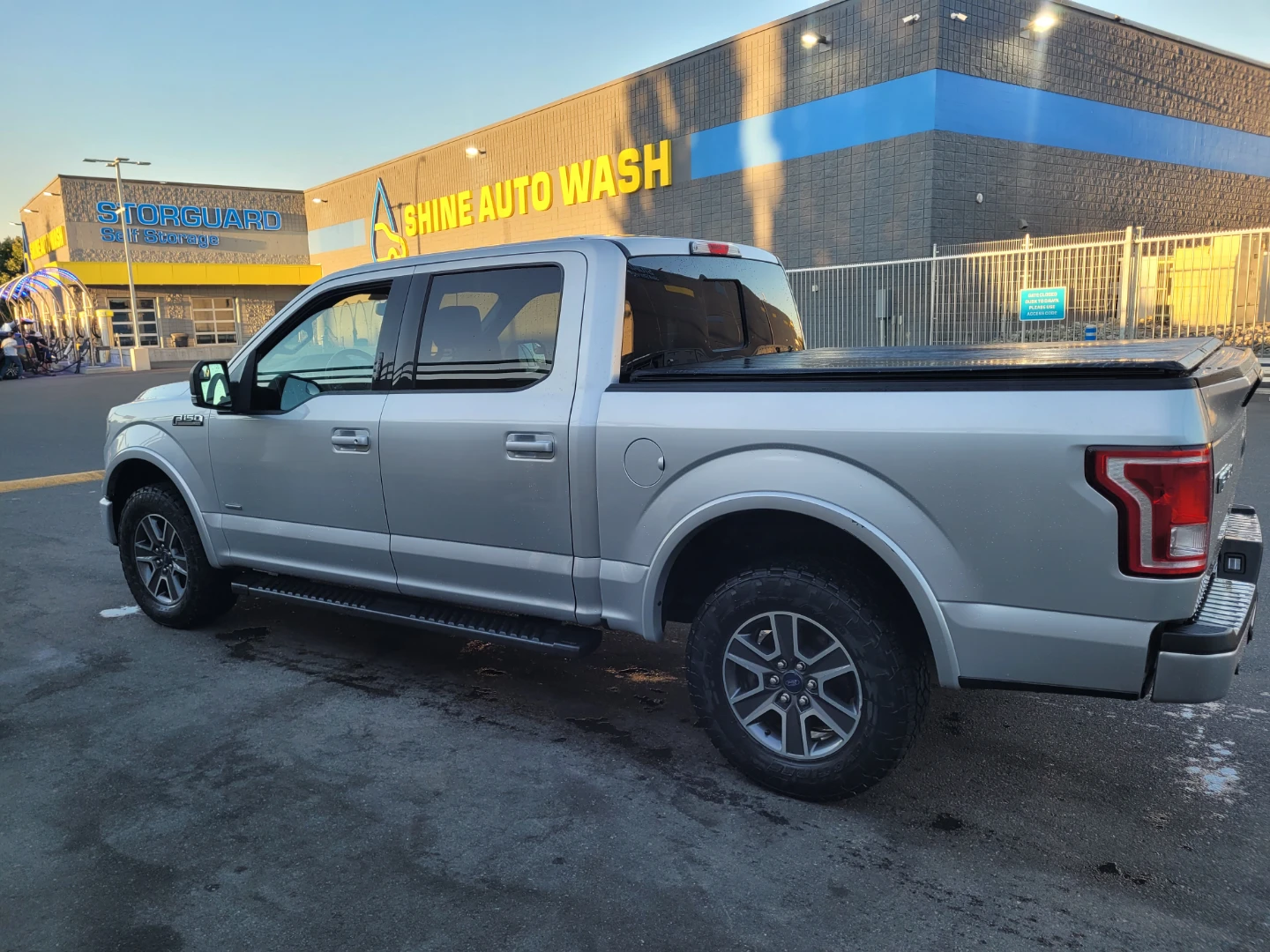 2017 Ford F-150 XLT SuperCrew - photo 5