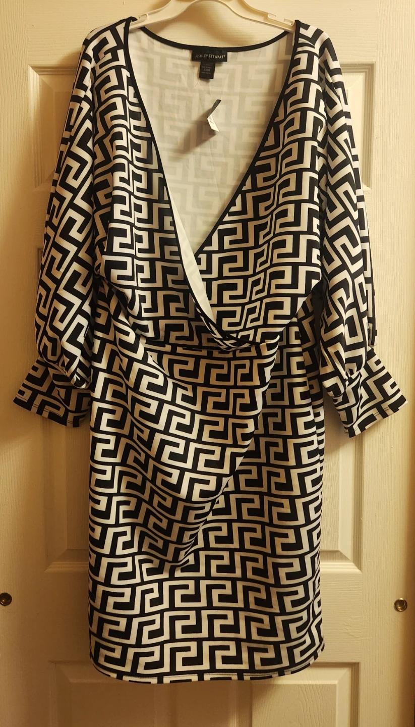 Ashley Stewart Black & White Geometric Print Dress Size 22/24