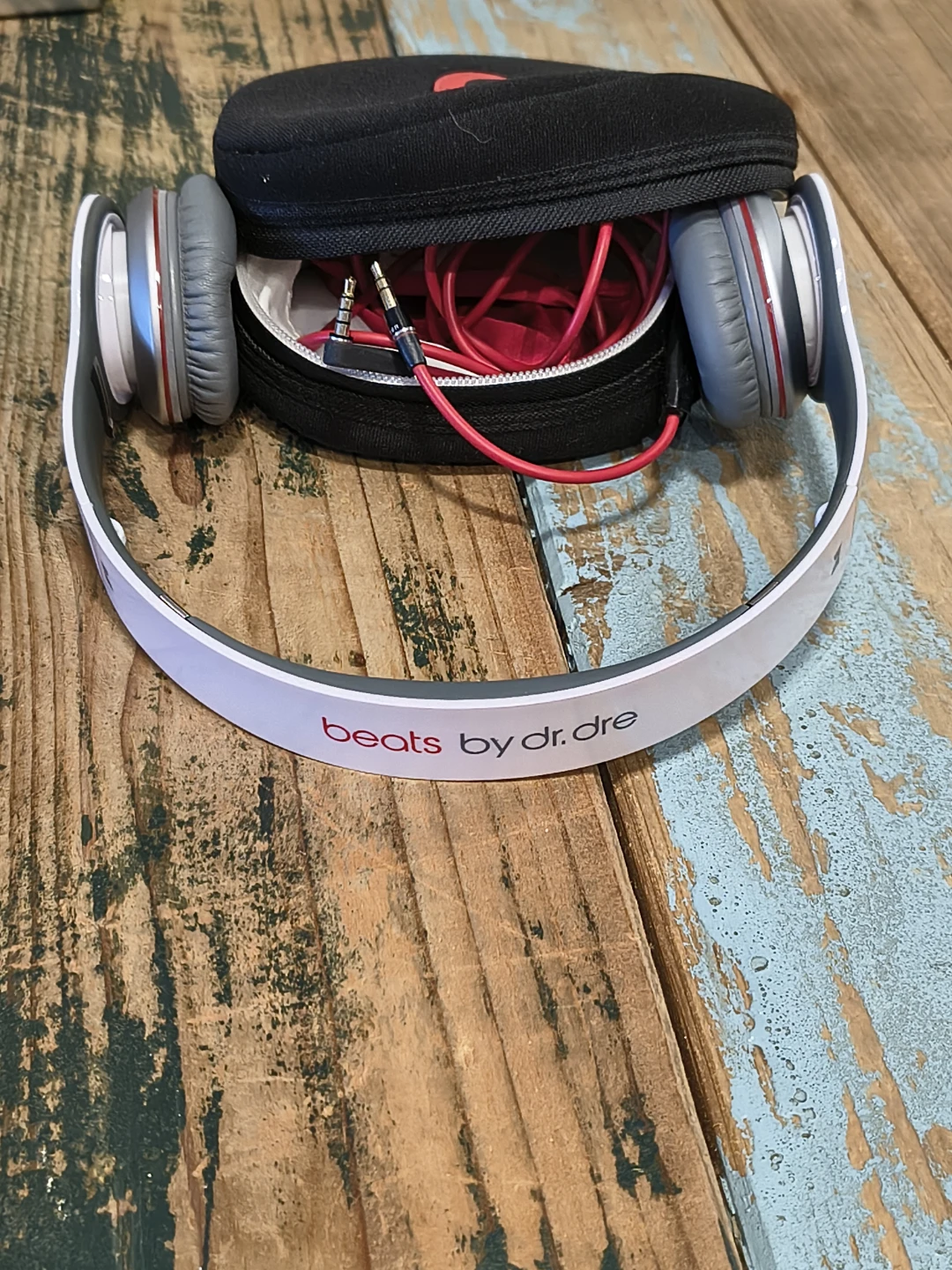 Beats by Dr. Dre Solo HD Headphones