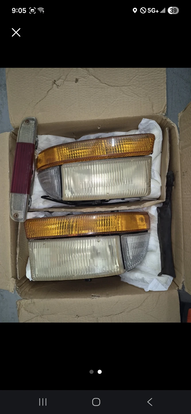 Car Headlight and Tail Light Set - photo 2