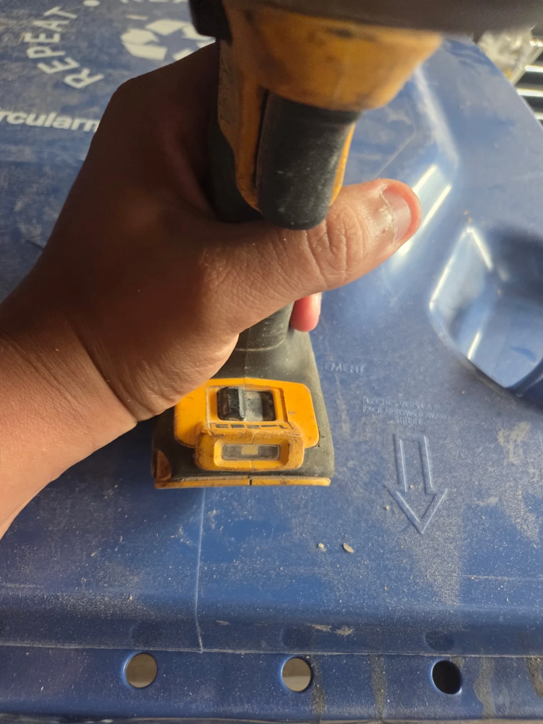 Dewalt 3/4-inch Impact Wrench - photo 3