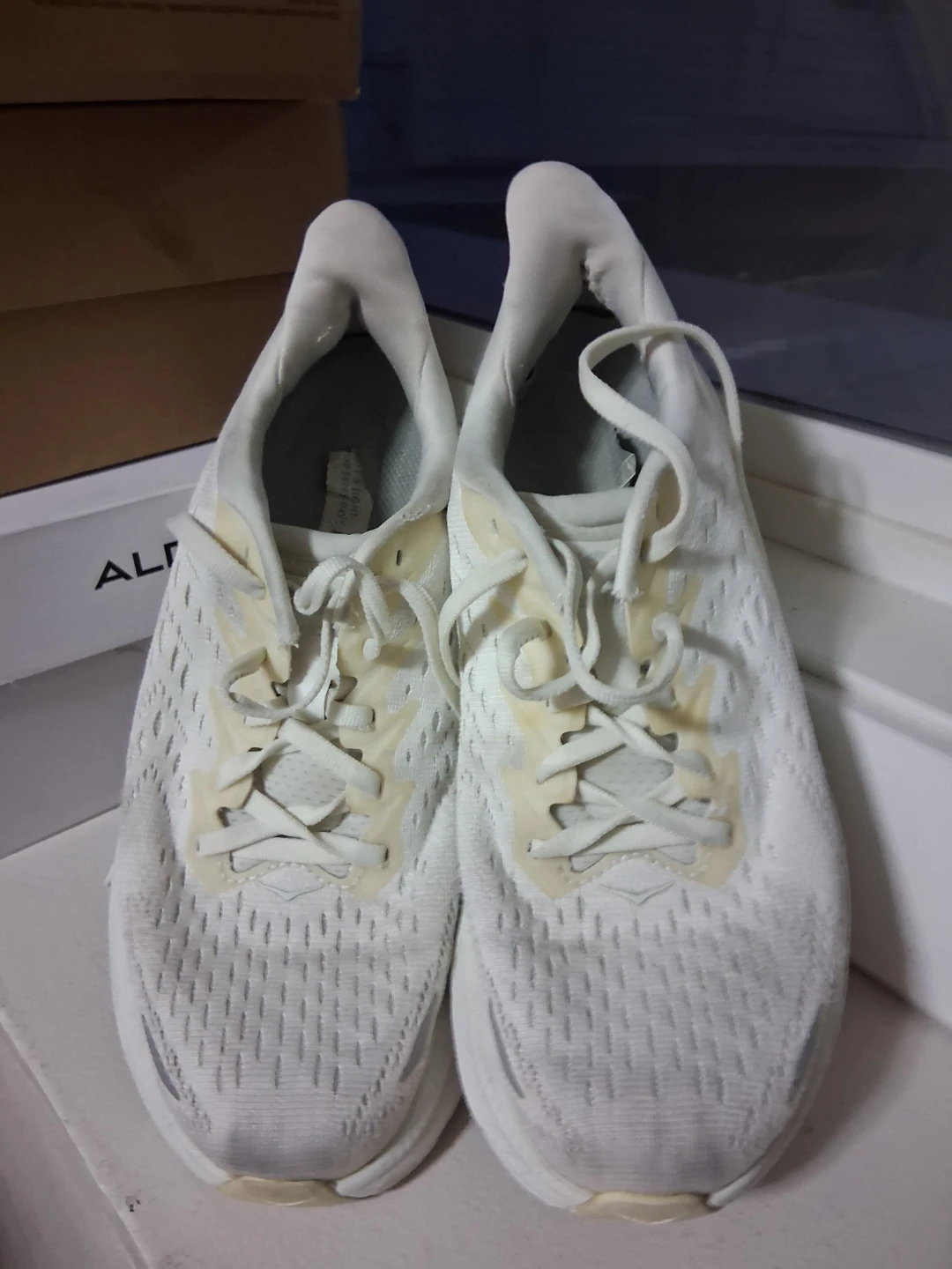 White Hoka Running Shoes size 7 Women's - photo 2