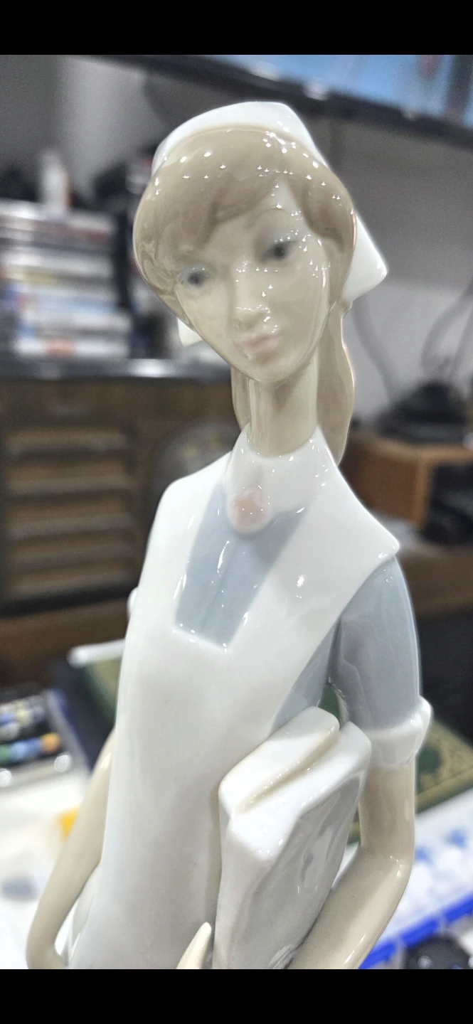 Llardo Nurse