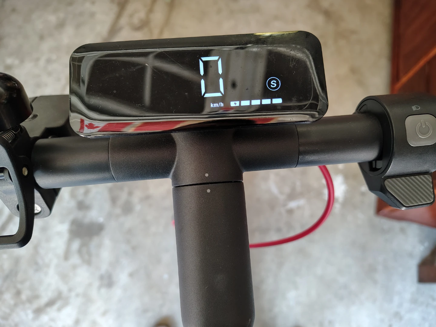 NAVEE V25 Pro Electric Scooter – Excellent Condition. - photo 5