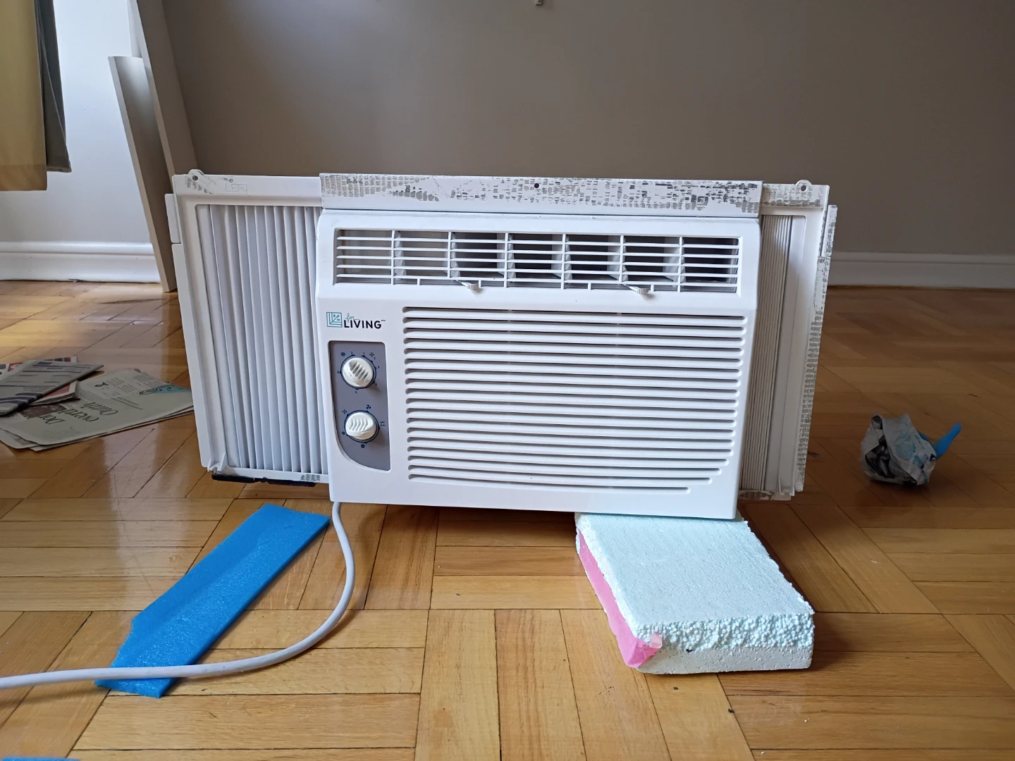 AC window unit