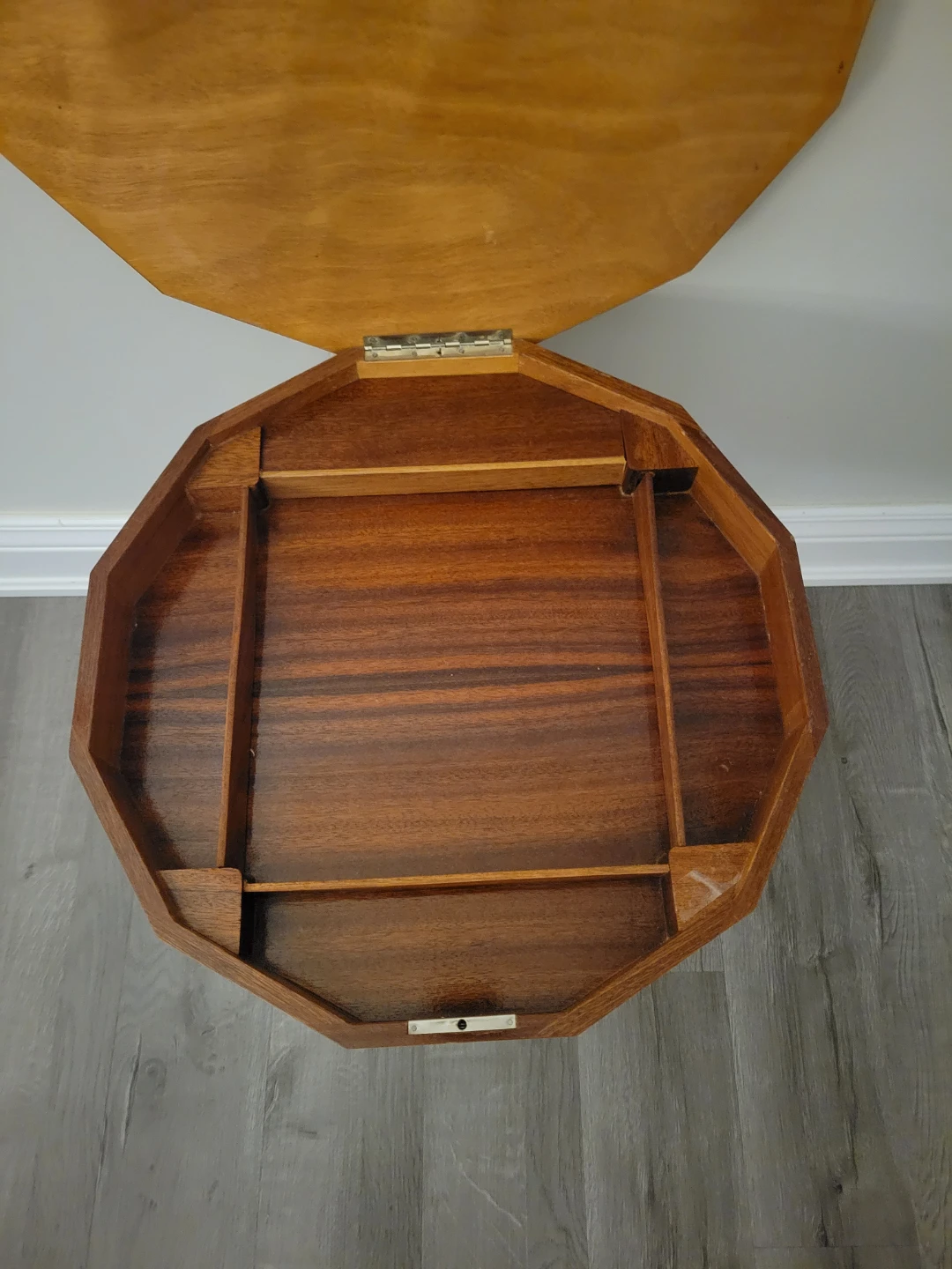 Vintate Italian Inlaid Wood  music box table - photo 2