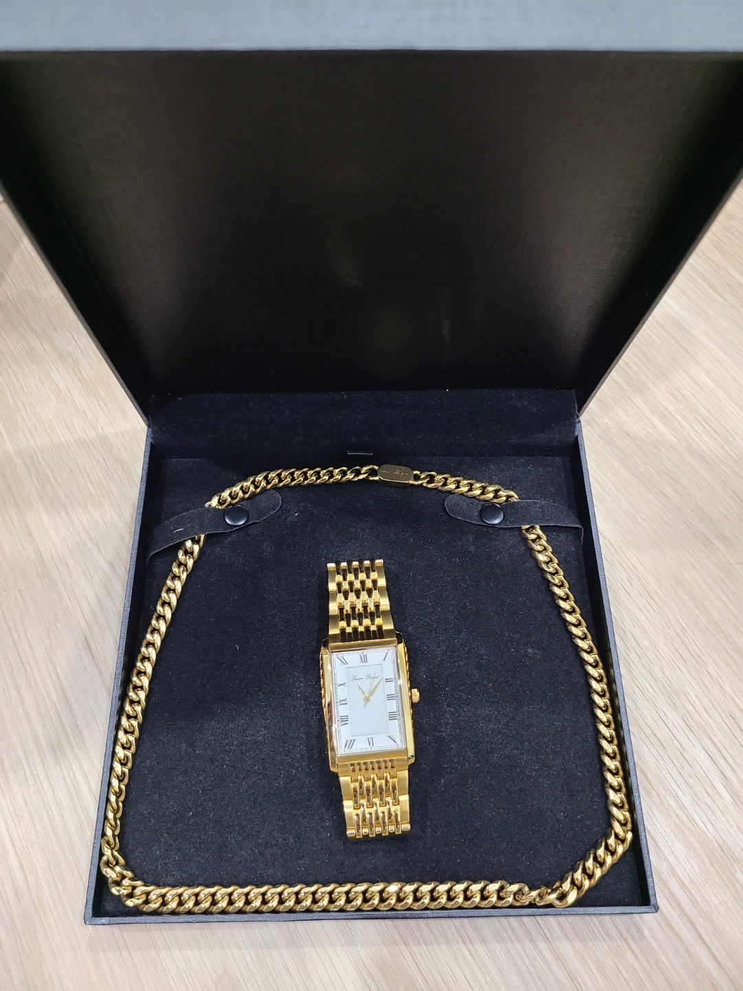 Fossil, Guess, Titan Lucien Piccard - photo 2