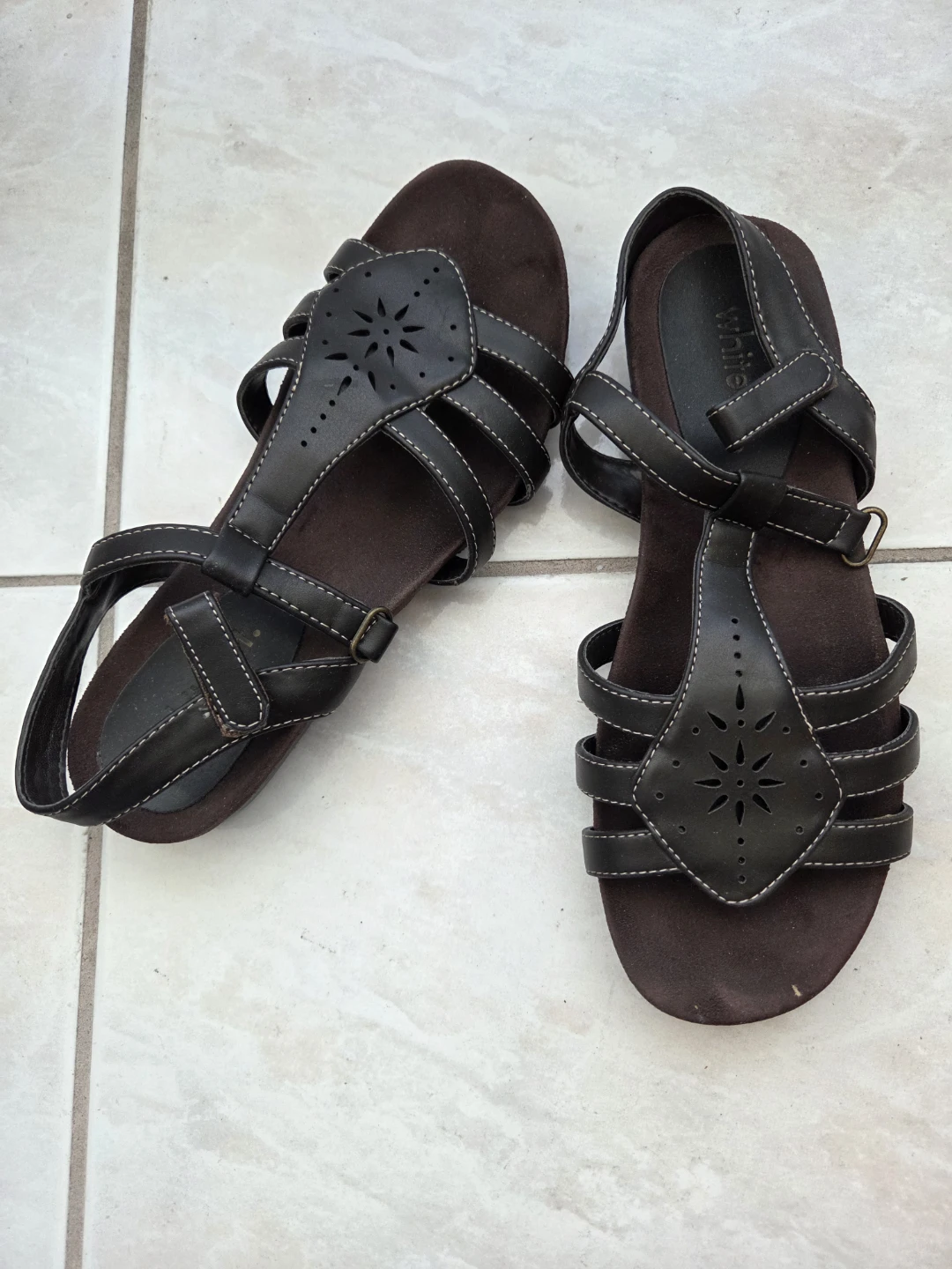 Women's Brown Sandals Size 7