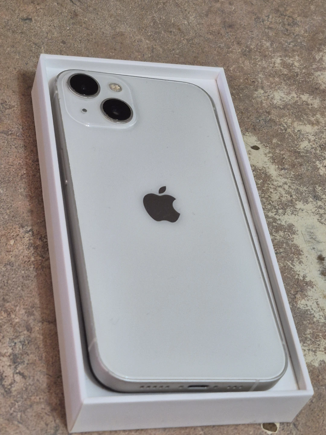 Apple iPhone 13 128GB Unlocked White - photo 3