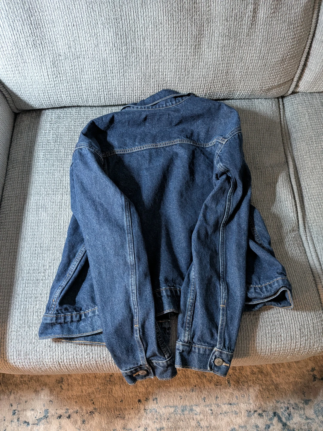 Like Brand New Womens jean jacket size L Old Navy - photo 2