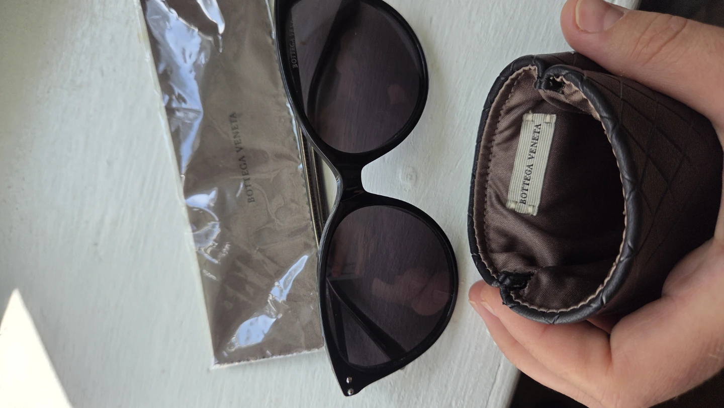 Bottega Veneta Cat-Eye Sunglasses - photo 3