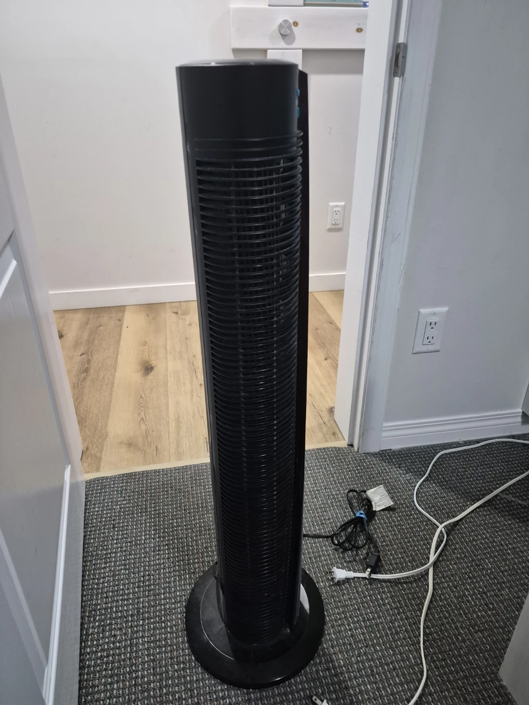 Vornado Black Tower Fan - photo 4
