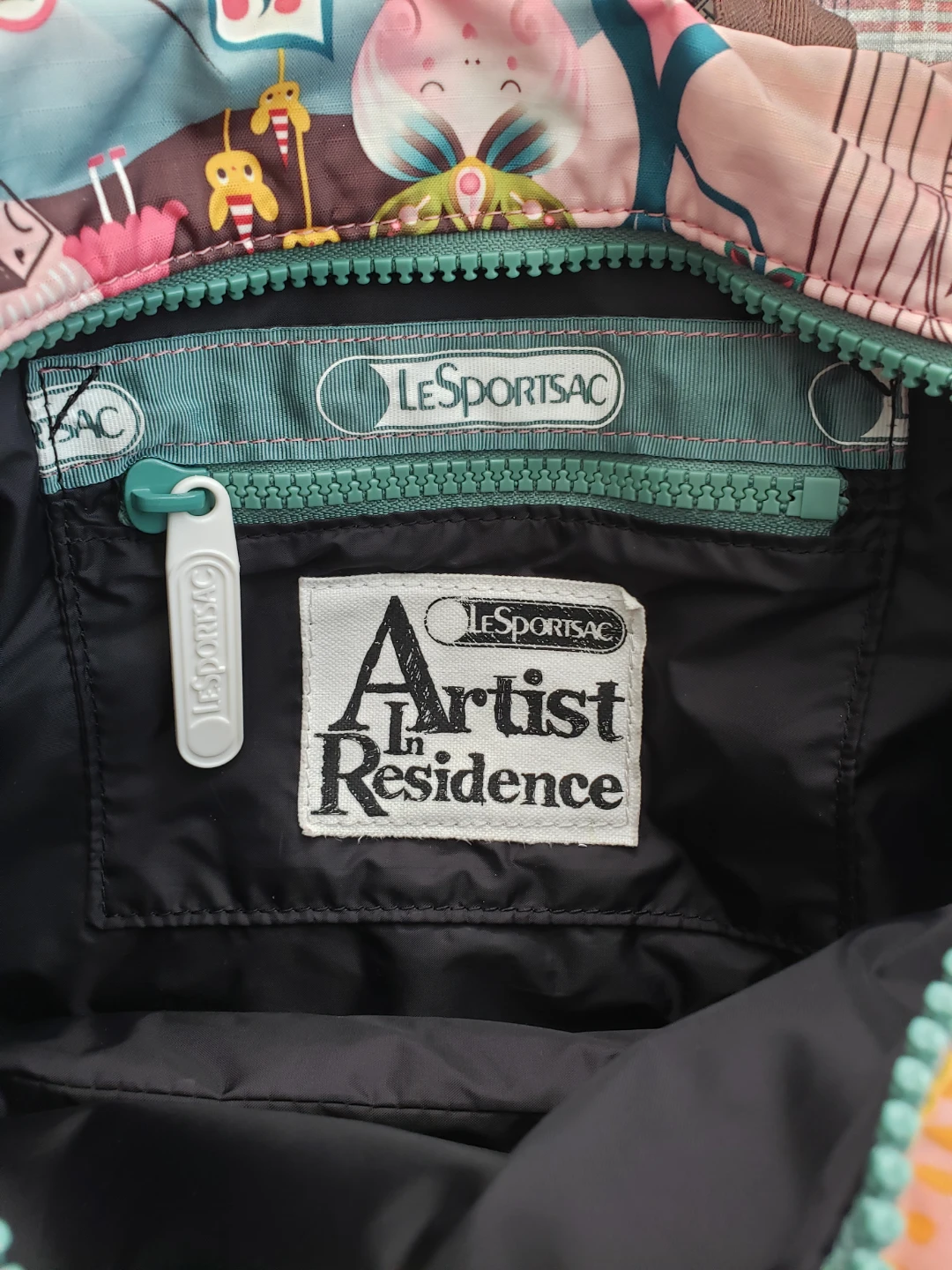LeSportsac Artist Residence Canvas Tote Bag - photo 3